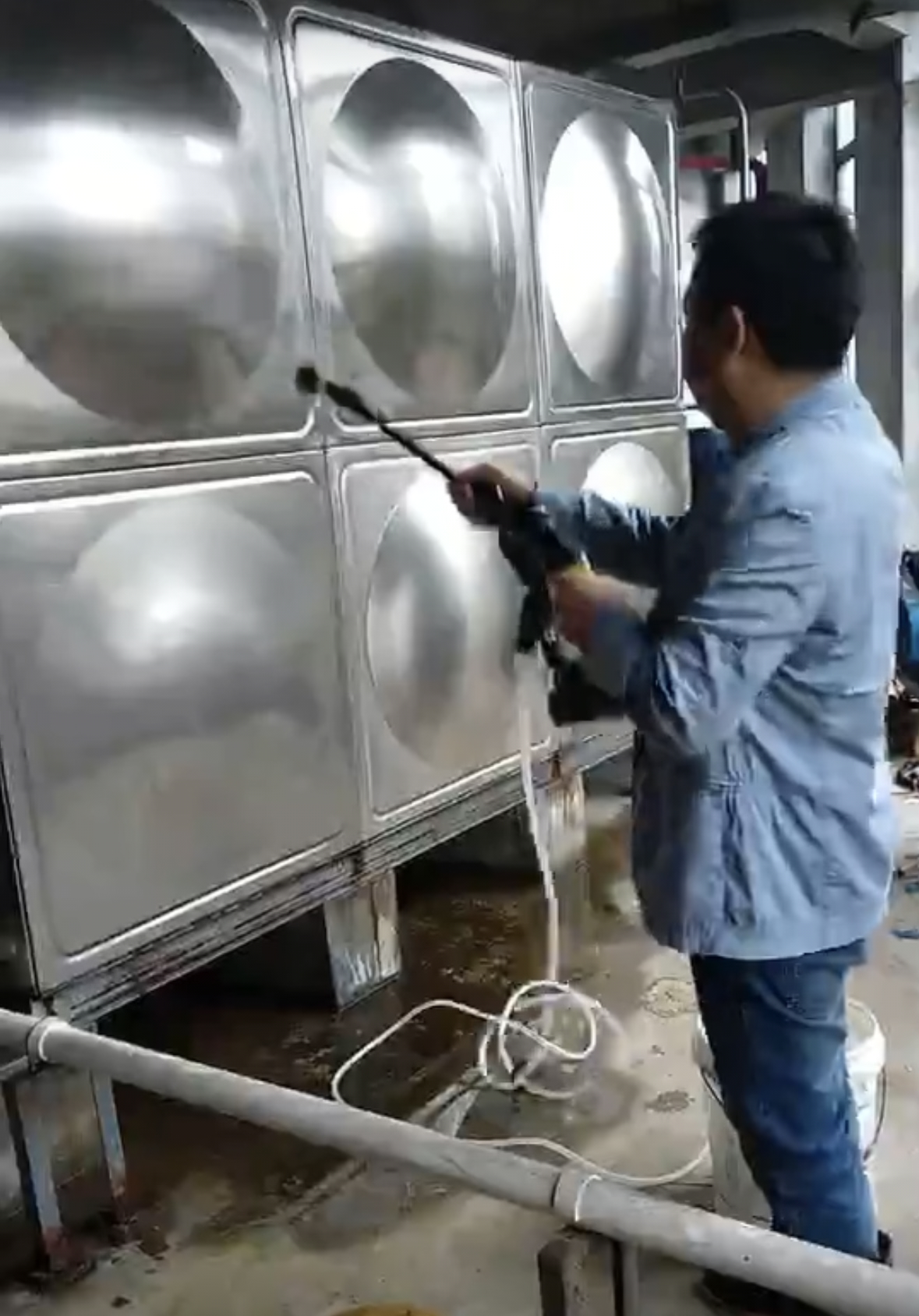 住宅小区生活水箱清洗消毒